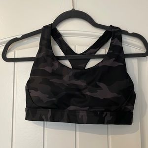 Athleta Ultimate Printed Camo Sports Bra - size small